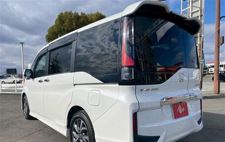 Honda Stepwgn IV, 2015 год, 1 550 035 рублей, 8 фотография