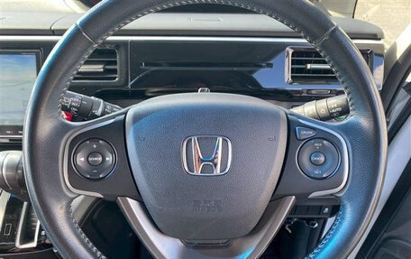 Honda Stepwgn IV, 2015 год, 1 550 035 рублей, 12 фотография