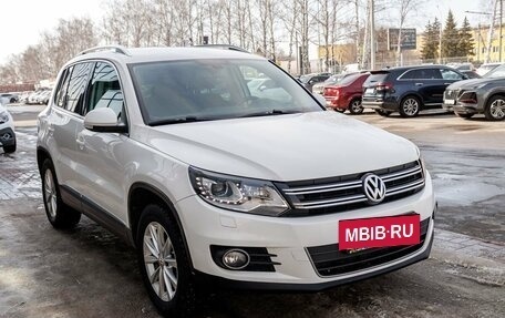 Volkswagen Tiguan I, 2012 год, 1 369 600 рублей, 3 фотография