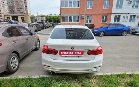 BMW 3 серия, 2017 год, 1 850 000 рублей, 14 фотография