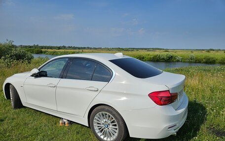 BMW 3 серия, 2017 год, 1 850 000 рублей, 17 фотография
