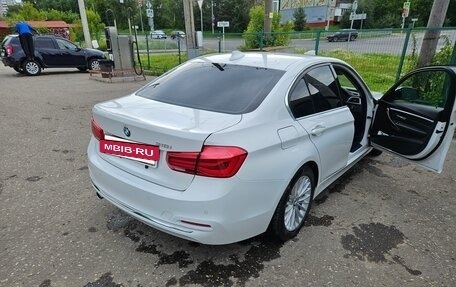 BMW 3 серия, 2017 год, 1 850 000 рублей, 19 фотография