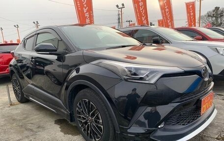 Toyota C-HR I рестайлинг, 2023 год, 1 950 099 рублей, 3 фотография