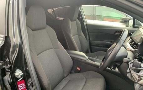 Toyota C-HR I рестайлинг, 2023 год, 1 950 099 рублей, 25 фотография