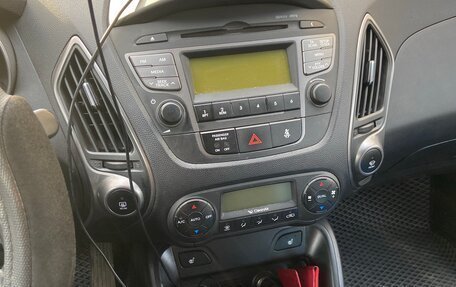 Hyundai ix35 I рестайлинг, 2014 год, 1 330 000 рублей, 4 фотография