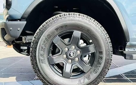 Ford Bronco, 2025 год, 8 220 000 рублей, 15 фотография