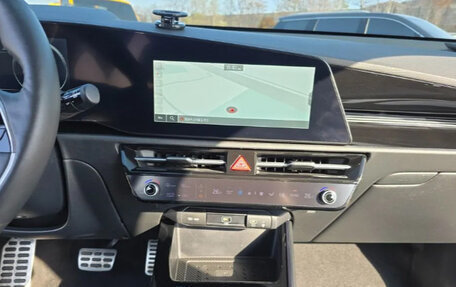 KIA Niro, 2023 год, 2 100 000 рублей, 10 фотография