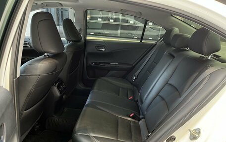 Honda Accord IX рестайлинг, 2017 год, 2 250 000 рублей, 16 фотография