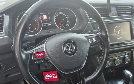 Volkswagen Tiguan II, 2017 год, 2 200 000 рублей, 1 фотография