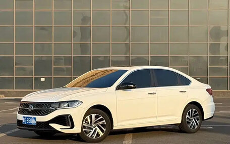 Volkswagen Lavida, 2023 год, 1 410 007 рублей, 3 фотография