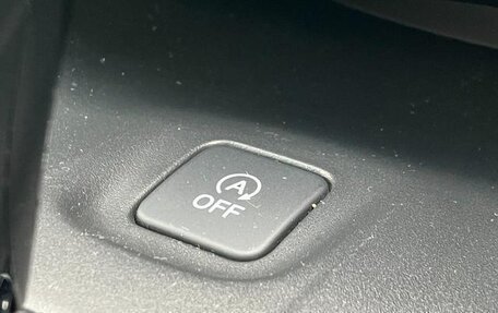 Honda Vezel, 2021 год, 1 598 000 рублей, 19 фотография