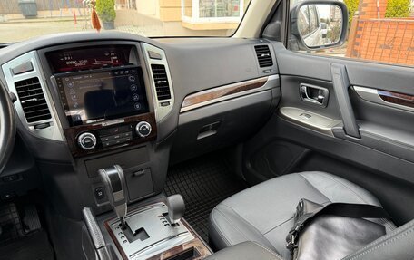 Mitsubishi Pajero IV, 2019 год, 3 999 000 рублей, 9 фотография