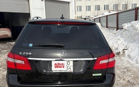 Mercedes-Benz E-Класс, 2013 год, 1 629 000 рублей, 37 фотография