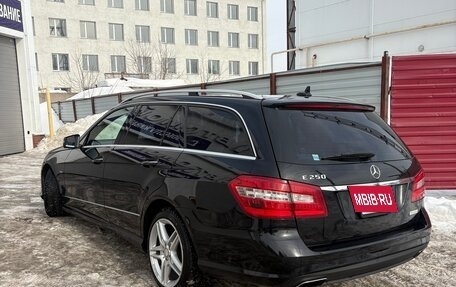 Mercedes-Benz E-Класс, 2013 год, 1 629 000 рублей, 33 фотография