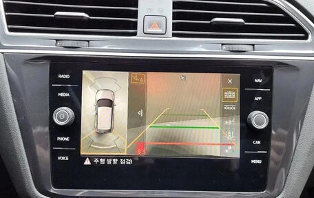 Volkswagen Tiguan II, 2021 год, 2 800 000 рублей, 8 фотография