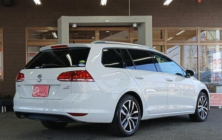 Volkswagen Golf VII, 2017 год, 1 390 035 рублей, 3 фотография