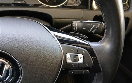 Volkswagen Golf VII, 2017 год, 1 390 035 рублей, 12 фотография