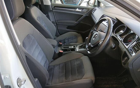 Volkswagen Golf VII, 2017 год, 1 390 035 рублей, 14 фотография