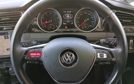 Volkswagen Golf VII, 2017 год, 1 390 035 рублей, 9 фотография