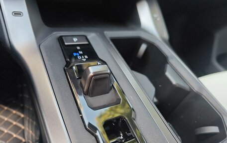 Toyota RAV4, 2026 год, 5 050 707 рублей, 13 фотография