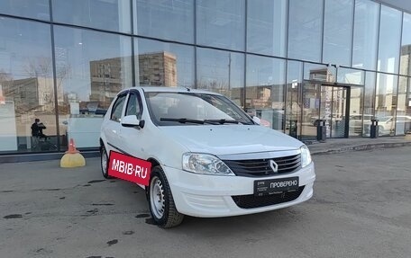 Renault Logan II, 2019 год, 889 000 рублей, 3 фотография