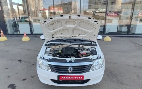 Renault Logan II, 2019 год, 889 000 рублей, 9 фотография
