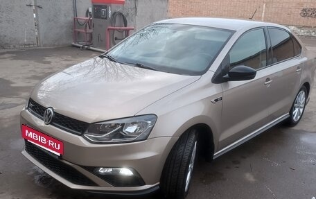 Volkswagen Polo VI (EU Market), 2018 год, 1 270 000 рублей, 2 фотография