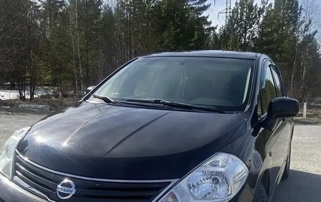 Nissan Tiida, 2010 год, 825 000 рублей, 2 фотография