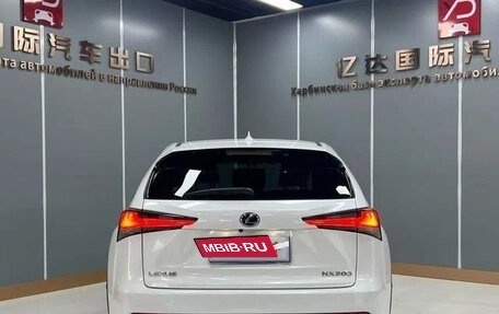 Lexus NX I, 2021 год, 2 600 000 рублей, 5 фотография
