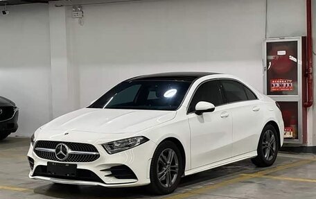 Mercedes-Benz A-Класс, 2022 год, 1 720 000 рублей, 1 фотография