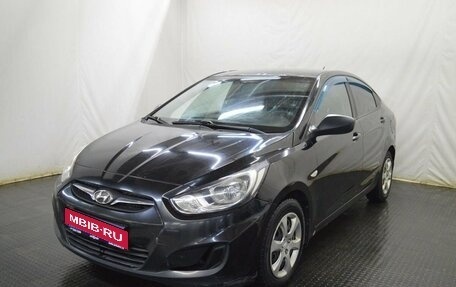 Hyundai Solaris II рестайлинг, 2012 год, 570 000 рублей, 1 фотография