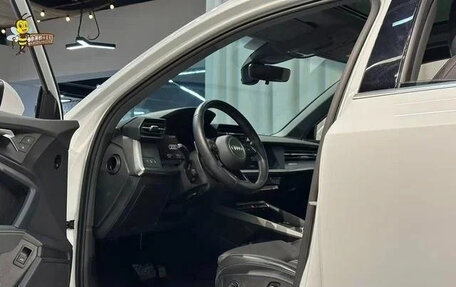 Audi A3, 2021 год, 1 680 000 рублей, 6 фотография