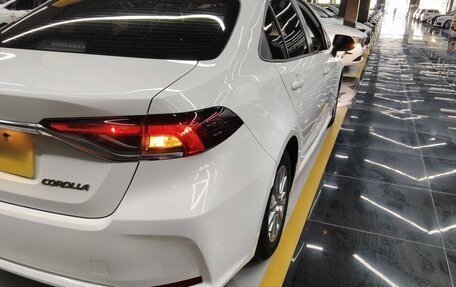 Toyota Corolla, 2021 год, 1 750 000 рублей, 4 фотография