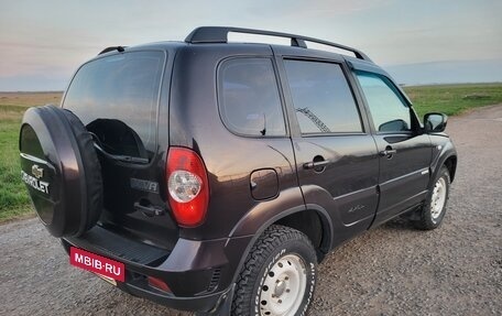 Chevrolet Niva I рестайлинг, 2012 год, 637 000 рублей, 2 фотография