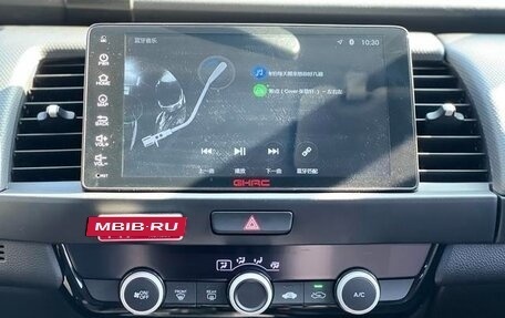 Honda Fit, 2022 год, 1 330 000 рублей, 15 фотография