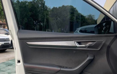 Skoda Karoq I, 2023 год, 2 150 000 рублей, 12 фотография