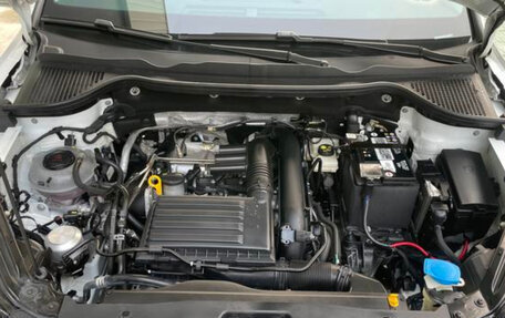 Skoda Karoq I, 2023 год, 2 150 000 рублей, 22 фотография