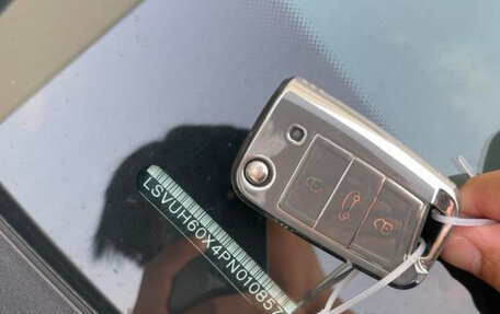 Skoda Karoq I, 2023 год, 2 150 000 рублей, 26 фотография