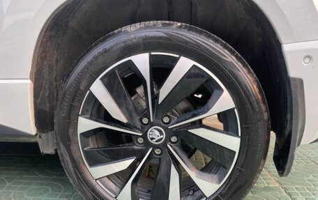 Skoda Karoq I, 2023 год, 2 150 000 рублей, 20 фотография