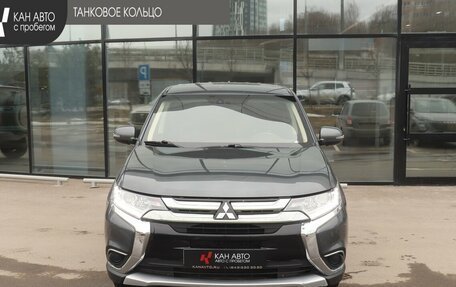 Mitsubishi Outlander III рестайлинг 3, 2017 год, 1 885 000 рублей, 2 фотография