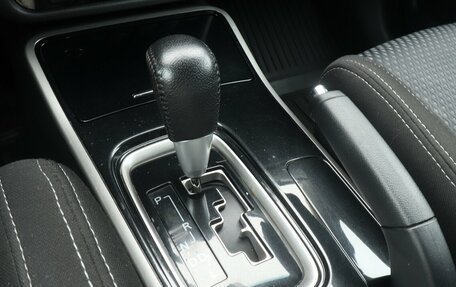 Mitsubishi Outlander III рестайлинг 3, 2017 год, 1 885 000 рублей, 14 фотография