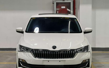 Skoda Rapid II, 2022 год, 1 380 000 рублей, 2 фотография