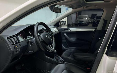 Skoda Rapid II, 2022 год, 1 380 000 рублей, 8 фотография