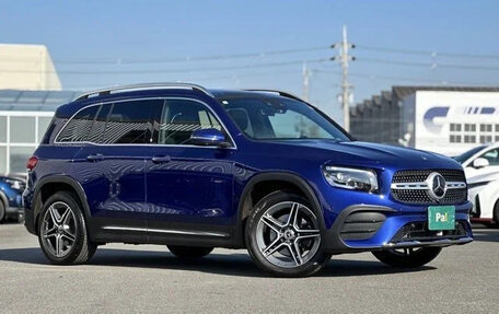 Mercedes-Benz GLB, 2024 год, 3 900 190 рублей, 4 фотография