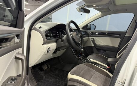 Volkswagen T-Roc I, 2021 год, 2 630 000 рублей, 7 фотография