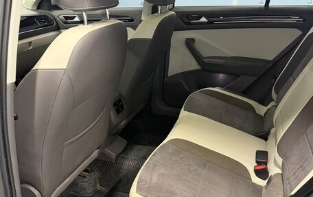 Volkswagen T-Roc I, 2021 год, 2 630 000 рублей, 12 фотография