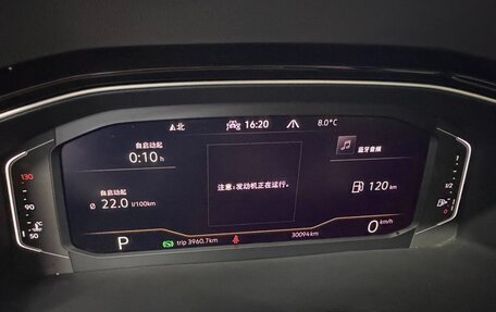 Volkswagen T-Roc I, 2021 год, 2 630 000 рублей, 19 фотография