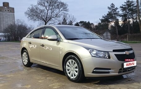 Chevrolet Cruze II, 2012 год, 735 000 рублей, 9 фотография