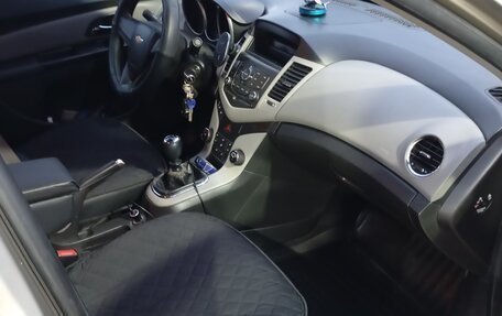 Chevrolet Cruze II, 2012 год, 735 000 рублей, 11 фотография