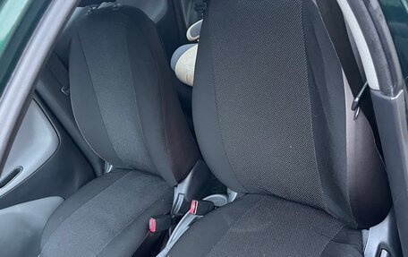 Toyota Echo, 2001 год, 350 000 рублей, 15 фотография